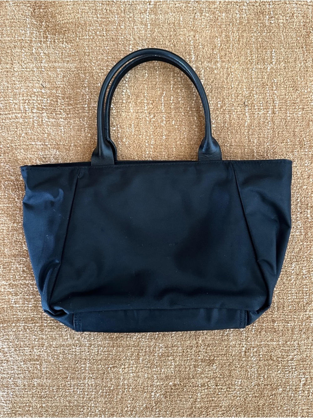 Banana Republic Nylon Small Tote Bag - Picture 4 of 5